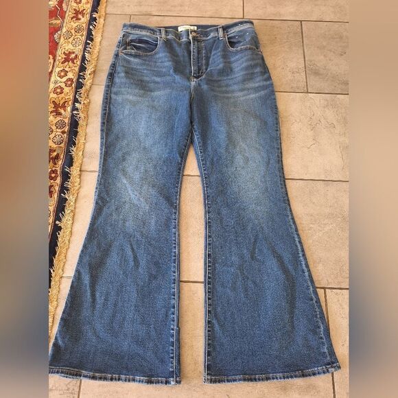 Abercrombie & Fitch Flare Jeans Size 34/18 - Picture 2 of 10
